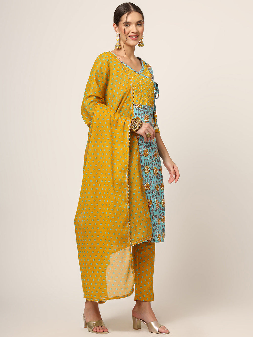 Noe Velarro Blue Floral Print Cotton Straight fit Kurta Set