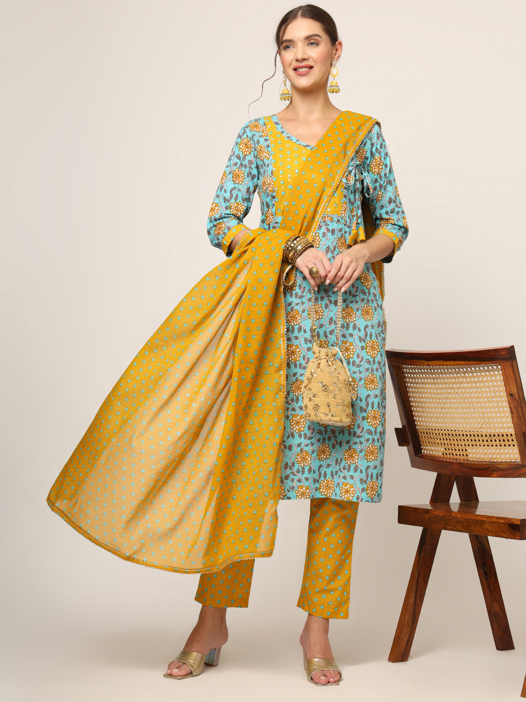 Noe Velarro Blue Floral Print Cotton Straight fit Kurta Set