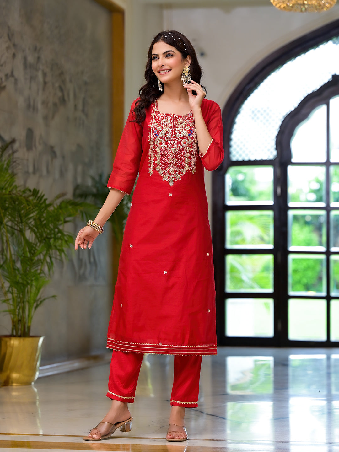 Noe Velarro Red Embroidered Chanderi Silk Kurta pants with Banarashi Dupatta