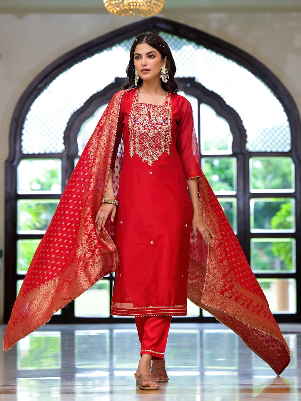 Noe Velarro Red Embroidered Chanderi Silk Kurta pants with Banarashi Dupatta