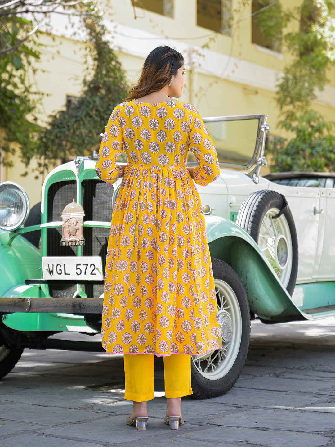 Noe Velarro Yellow Floral Print Muslin Fabric A-Line Kurta Pant With Dupatta