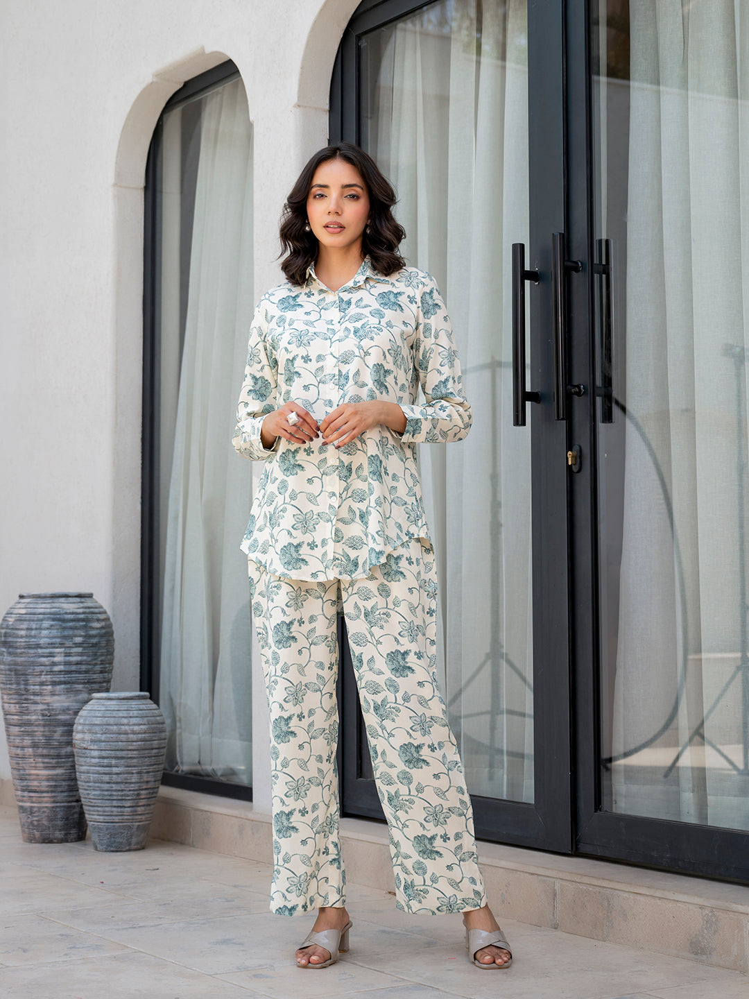 Noe Velarro White & Green Floral Printed Rayon Co-ord Set