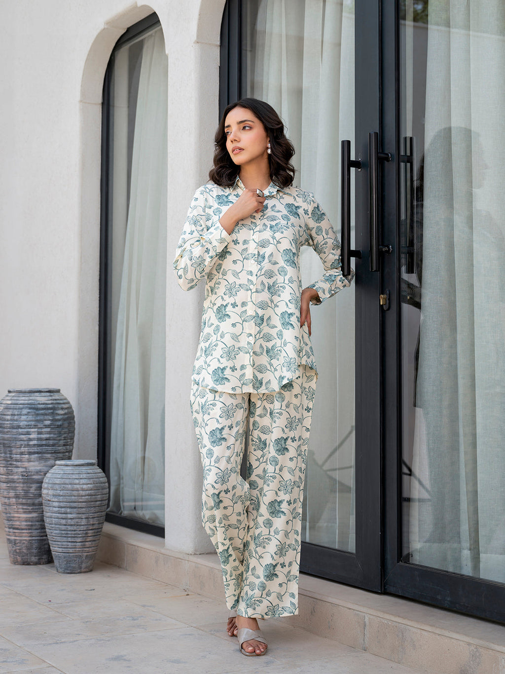 Noe Velarro White & Green Floral Printed Rayon Co-ord Set