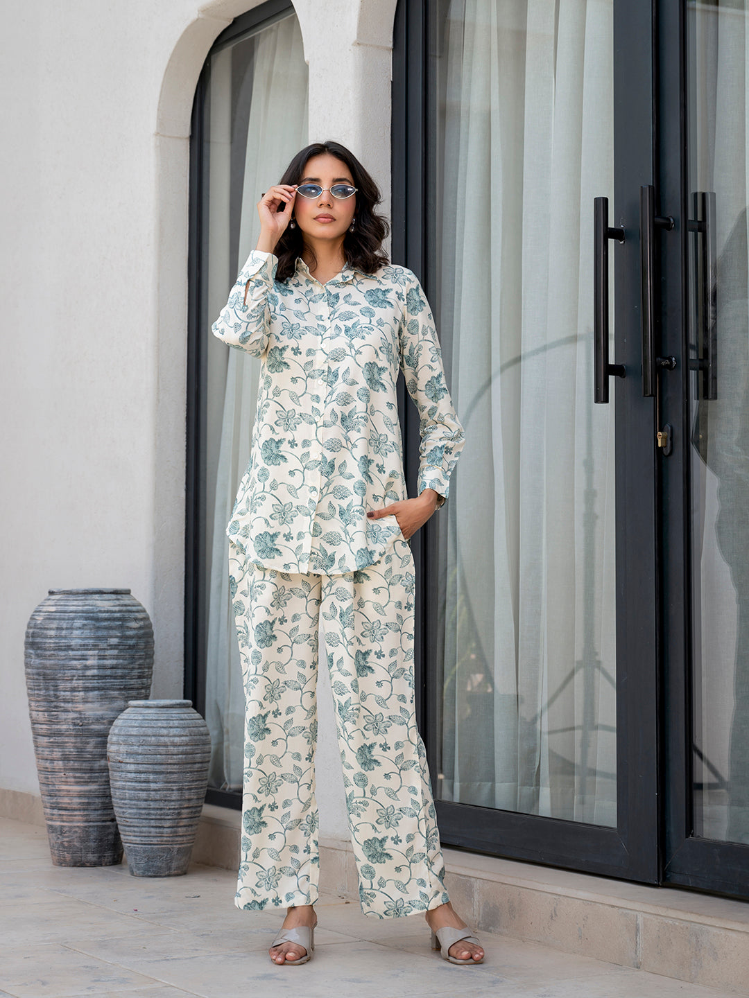 Noe Velarro White & Green Floral Printed Rayon Co-ord Set