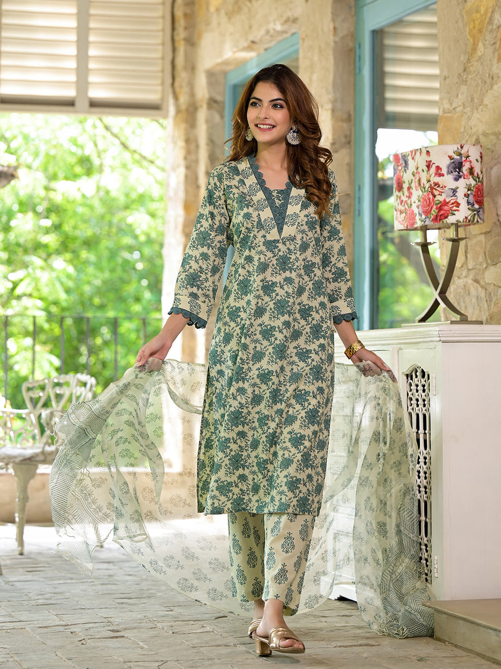 Noe Velarro Bottle Green Floral Print Cotton Kurta Set for Women