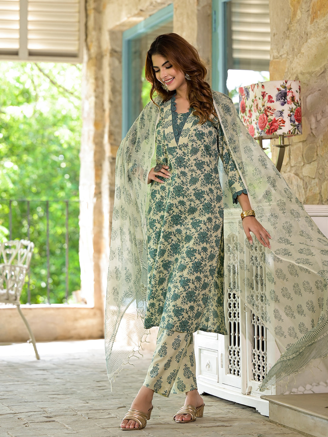 Noe Velarro Bottle Green Floral Print Cotton Kurta Set for Women