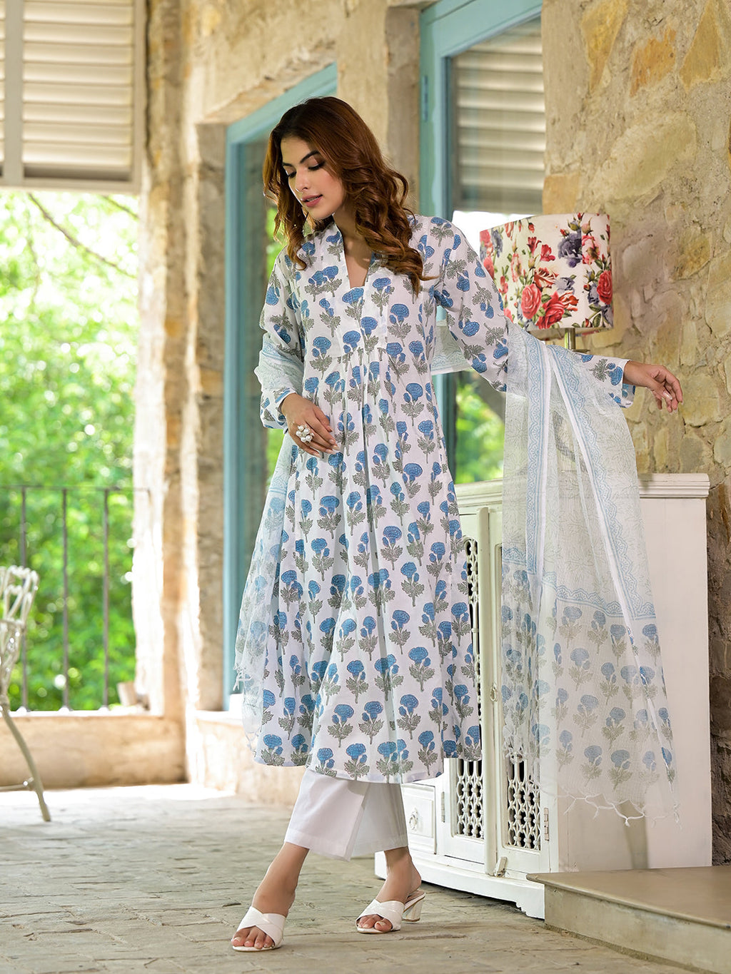 Noe Velarro White & Blue Floral HandBlock Cotton Anarkali Cotton Kurta Set
