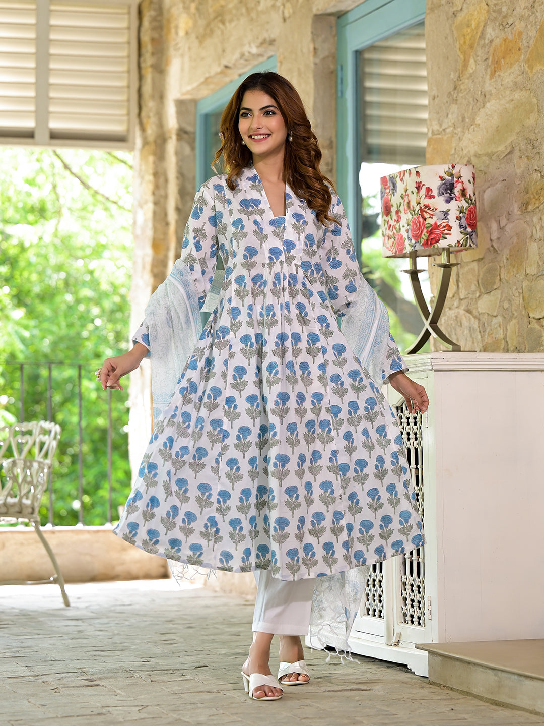 Noe Velarro White & Blue Floral HandBlock Cotton Anarkali Cotton Kurta Set