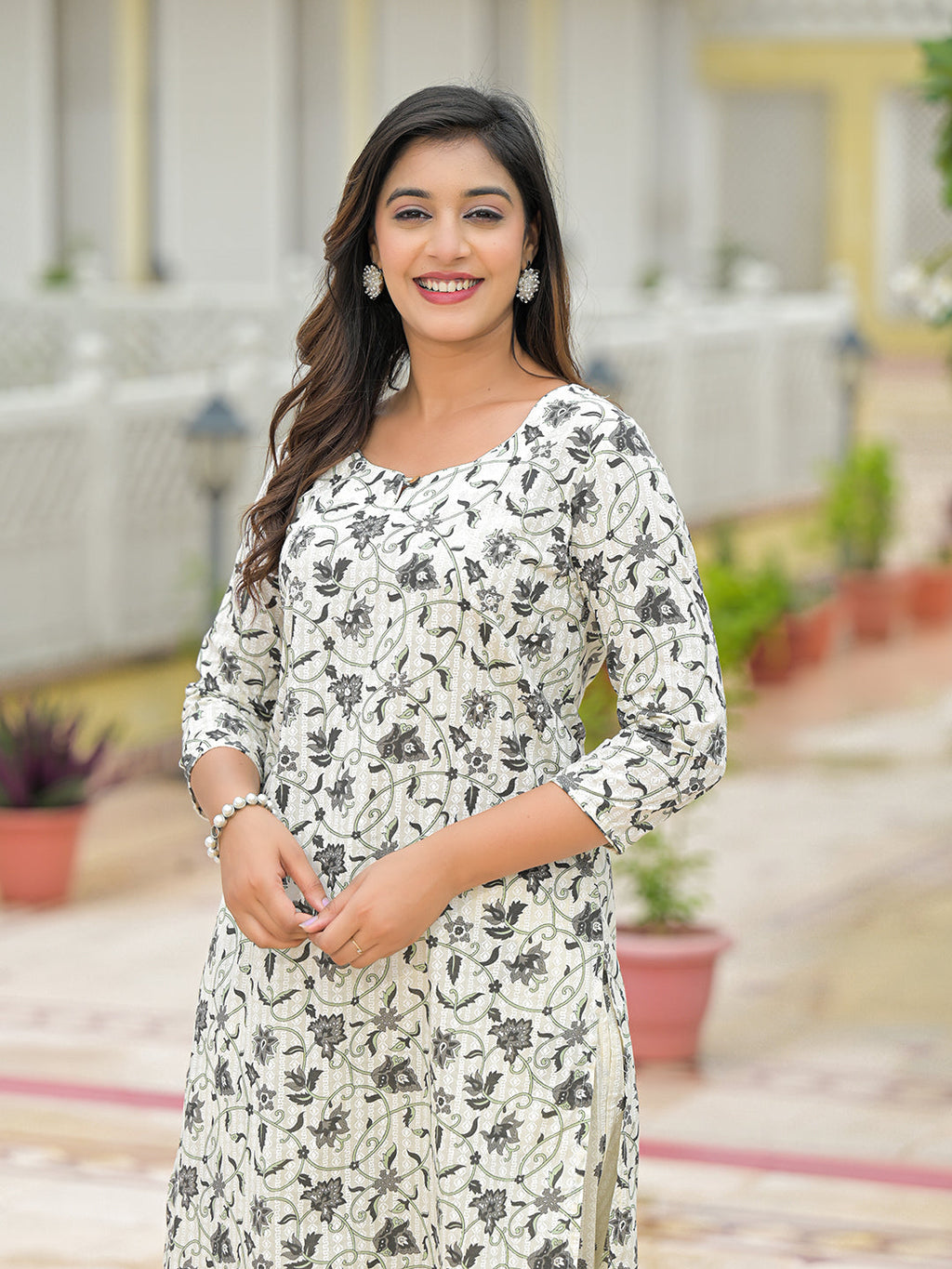 Noe Velarro Cream Floral Printed Cotton Kurta Pant Sets
