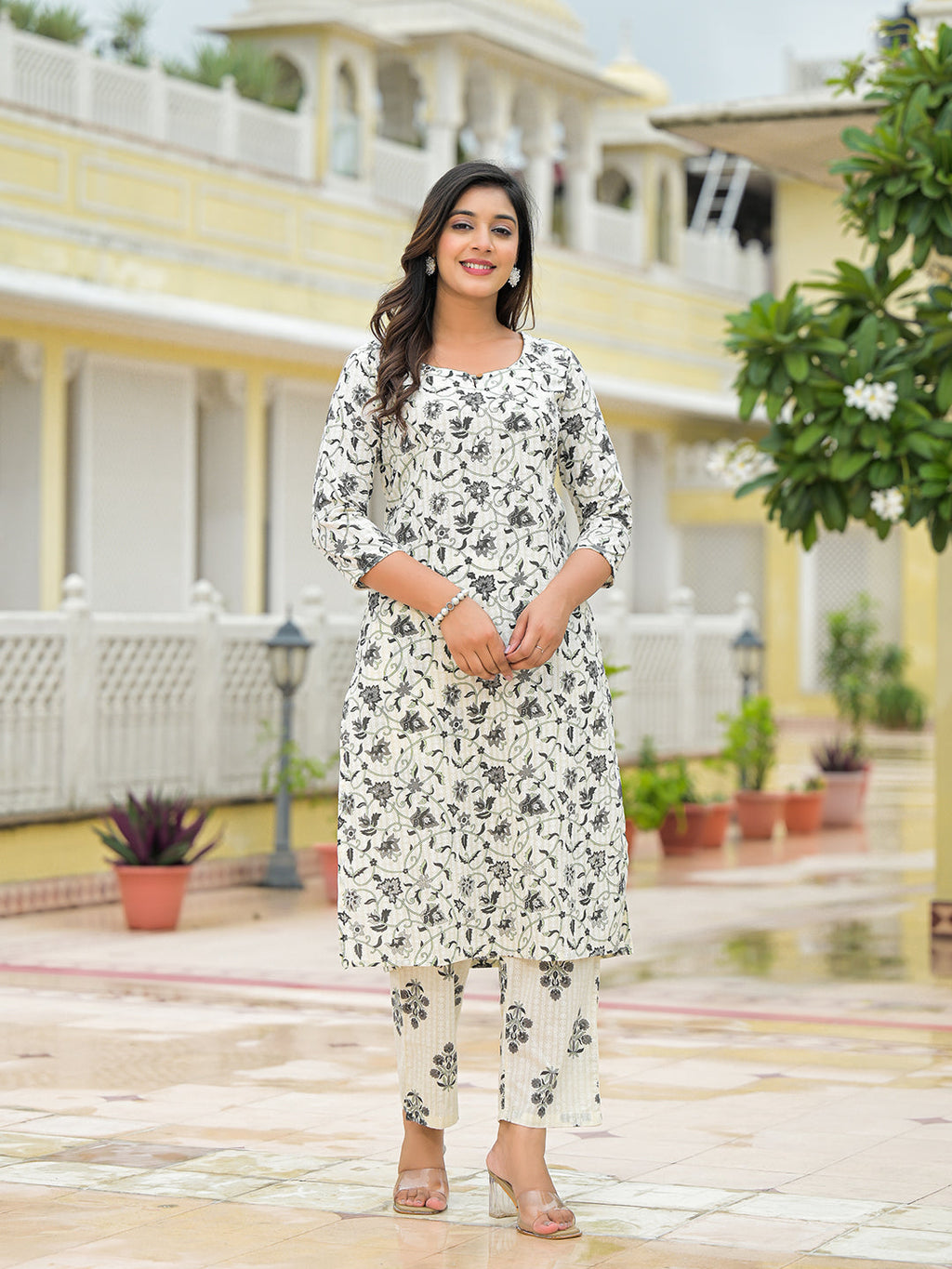 Noe Velarro Cream Floral Printed Cotton Kurta Pant Sets