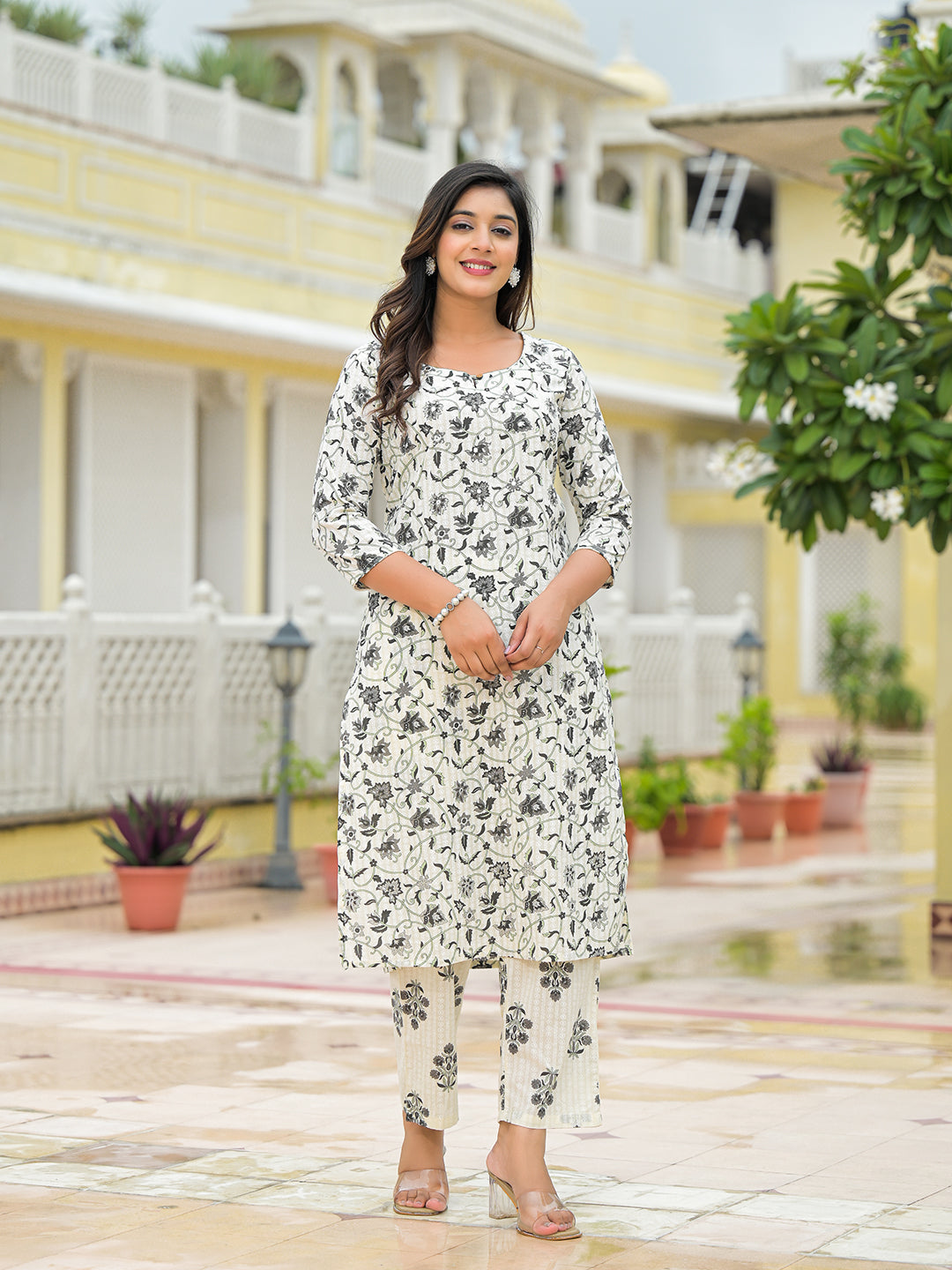 Noe Velarro Cream Floral Printed Cotton Kurta Pant Sets