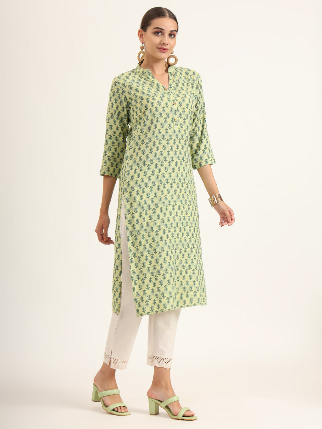 Noe Velarro Green Floral Print Pure Cotton Straight Kurta
