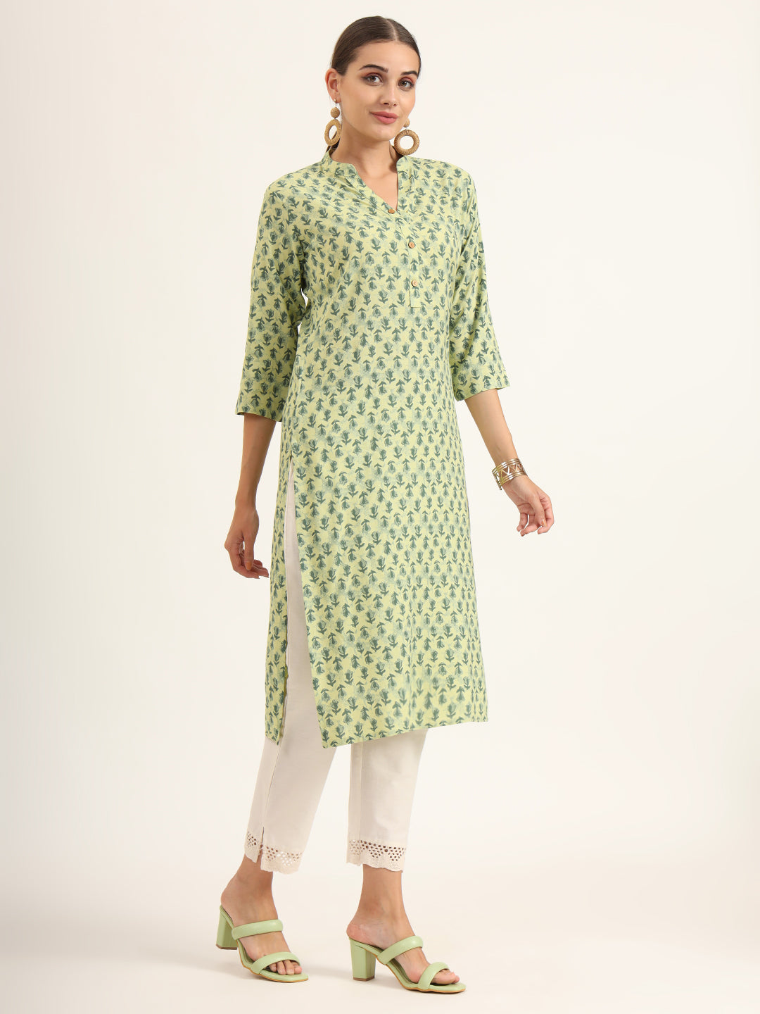 Noe Velarro Green Floral Print Pure Cotton Straight Kurta