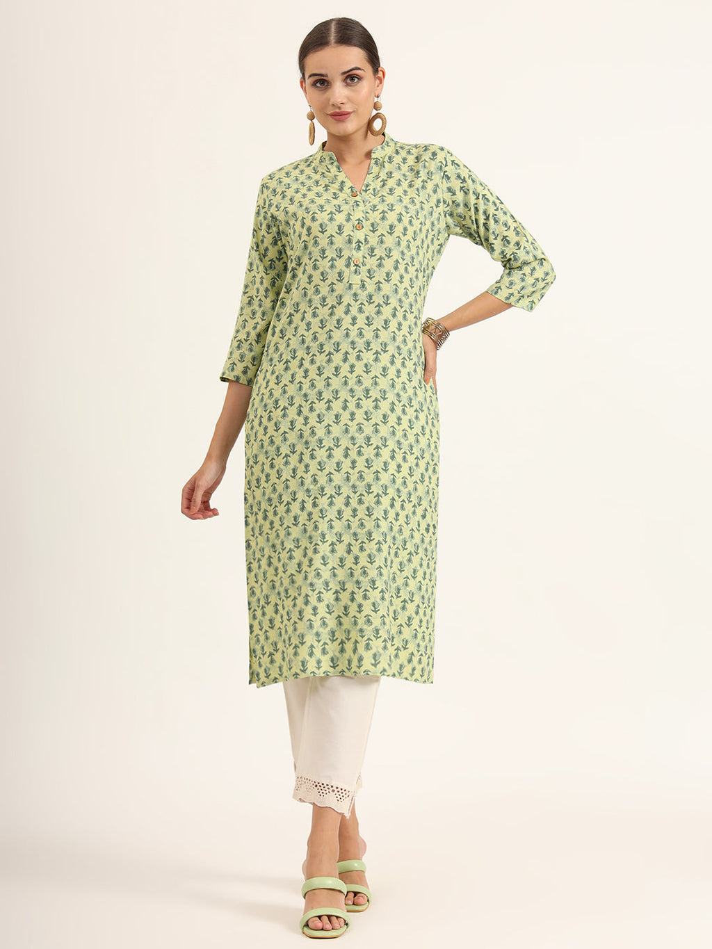 Noe Velarro Green Floral Print Pure Cotton Straight Kurta