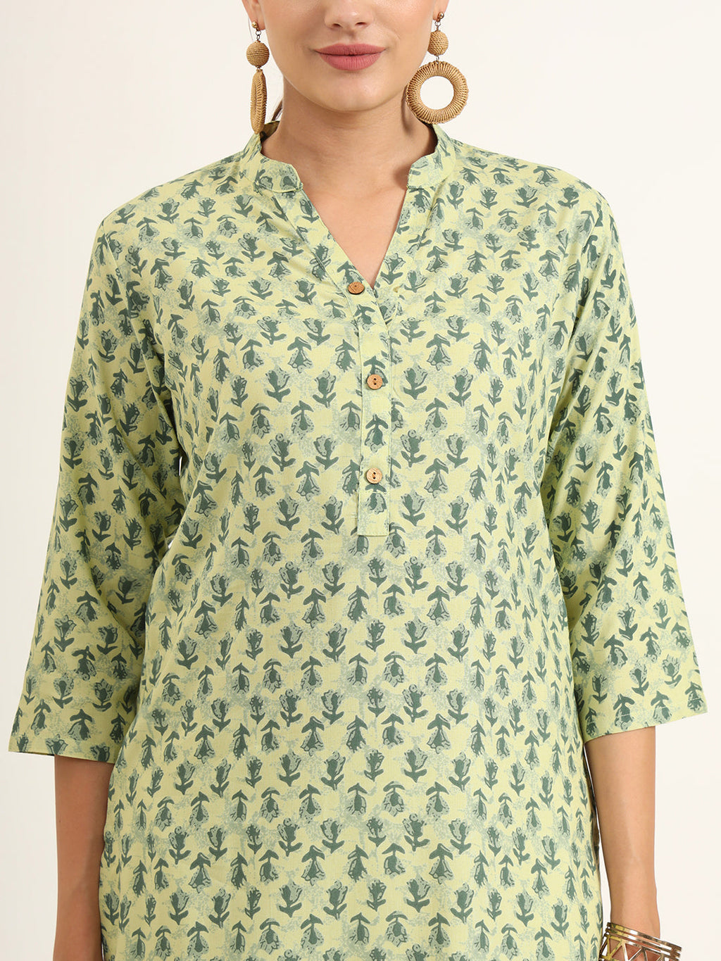 Noe Velarro Green Floral Print Pure Cotton Straight Kurta