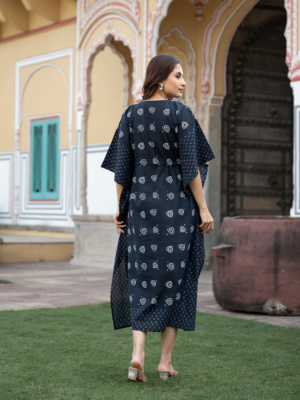 Noe Velarro Black Floral Print Kaftan