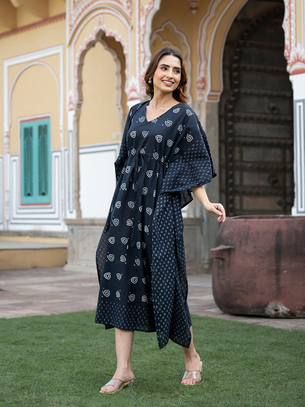 Noe Velarro Black Floral Print Kaftan