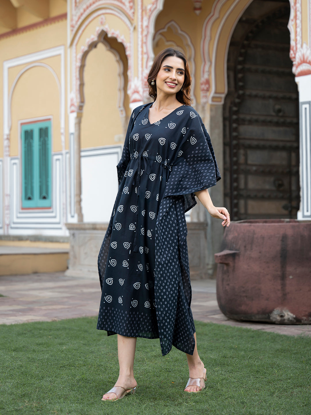 Noe Velarro Black Floral Print Kaftan