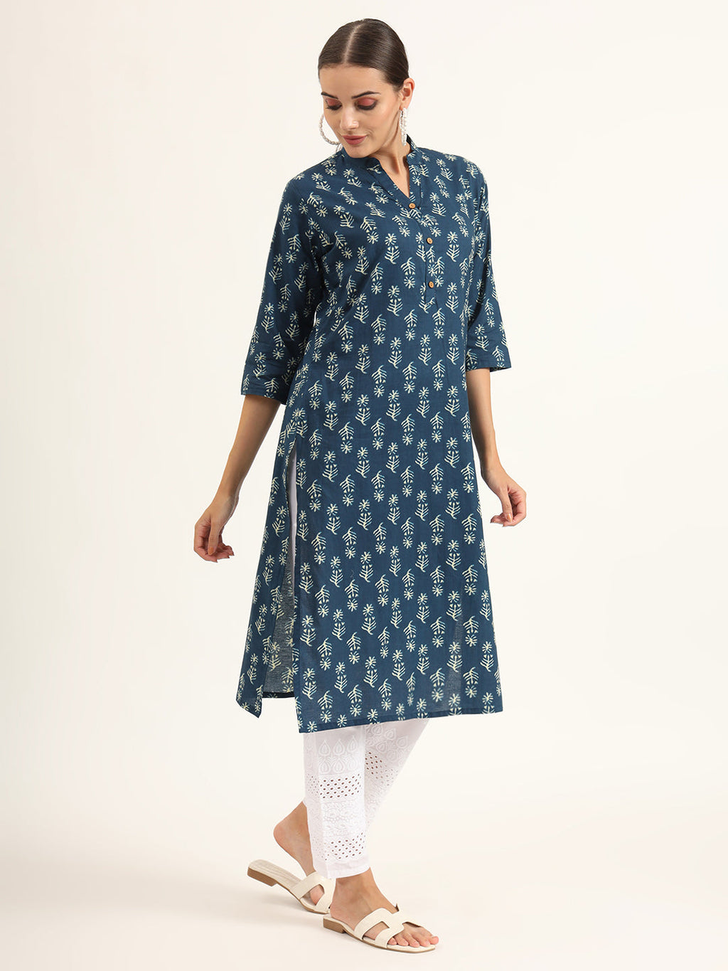 Noe Velarro Blue Floral Print Pure Cotton Straight Kurta