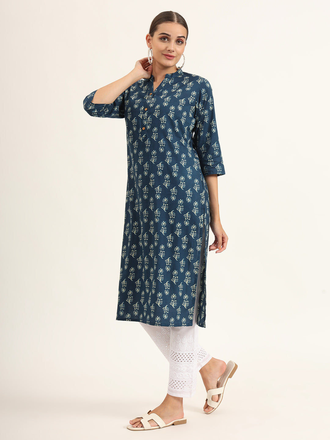 Noe Velarro Blue Floral Print Pure Cotton Straight Kurta