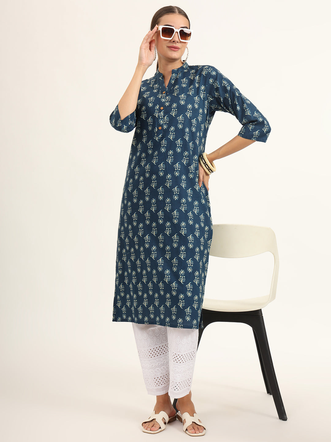 Noe Velarro Blue Floral Print Pure Cotton Straight Kurta