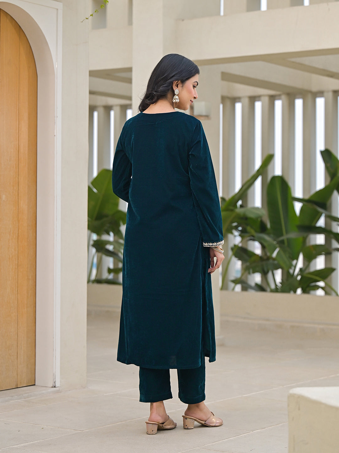 Noe Velarro Embroidered Green Velvet Kurta Pant Dupatta Set for Women