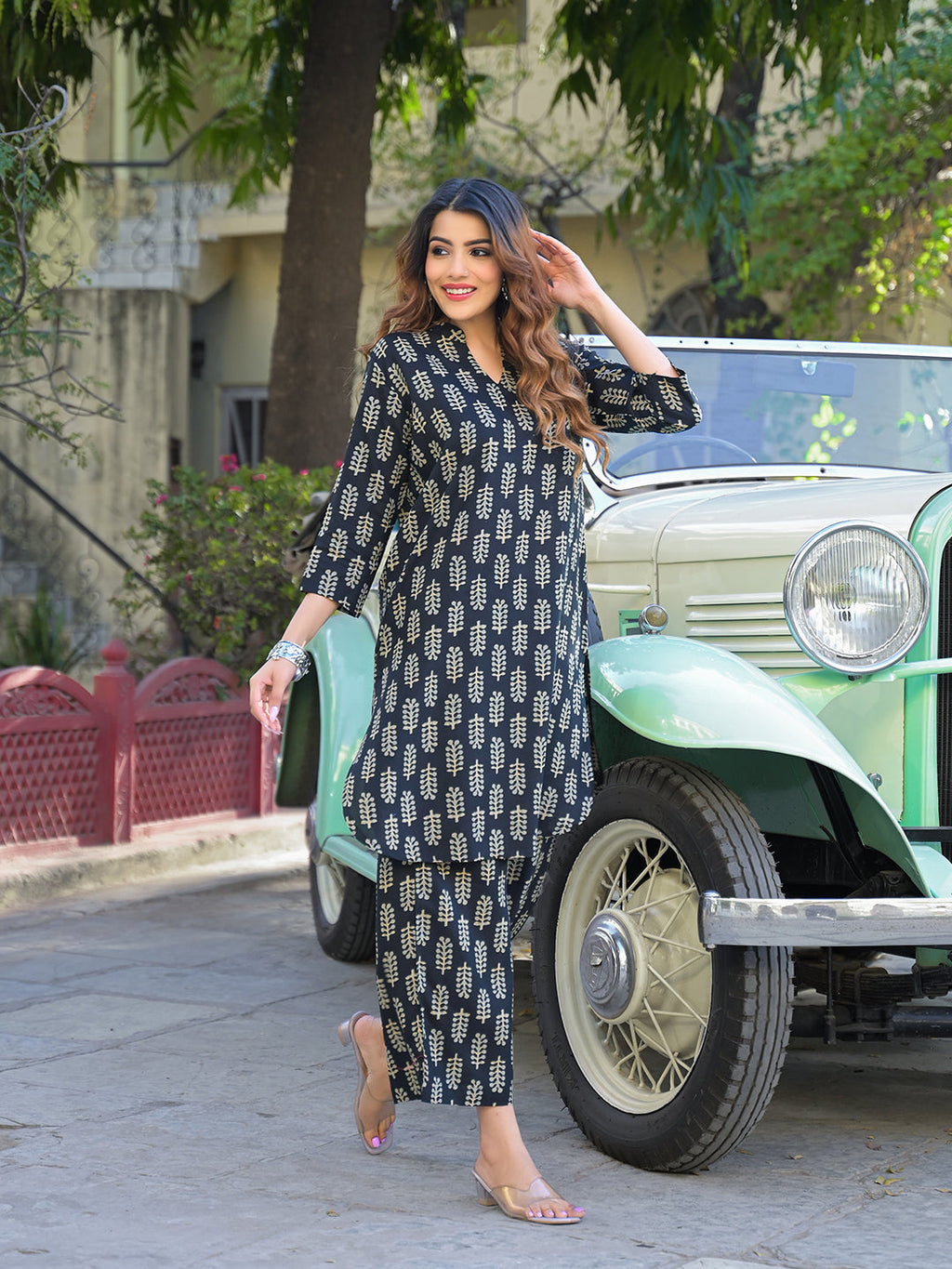 Noe Velarro Black Ethnic Printed Rayon Kurta With Trouser