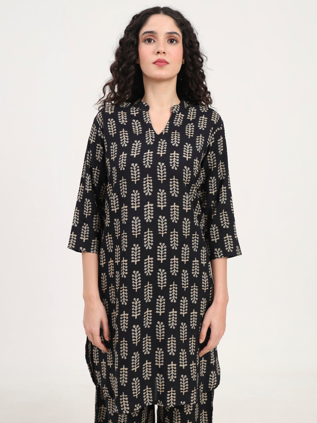 Noe Velarro Black Printed Cotton Night Suit Set