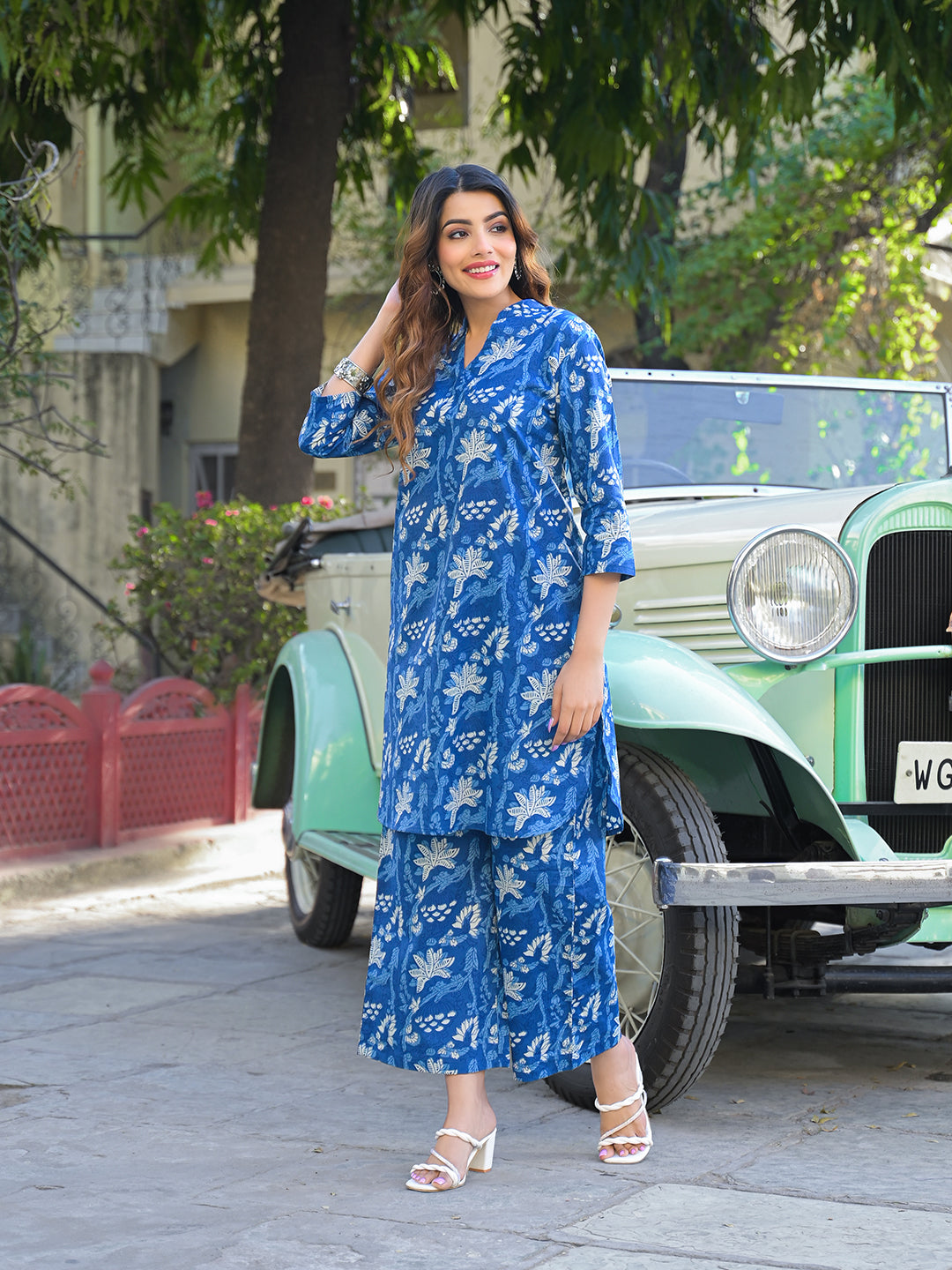 Noe Velarro Blue Floral Print Cotton Fabric Kurta with Pant