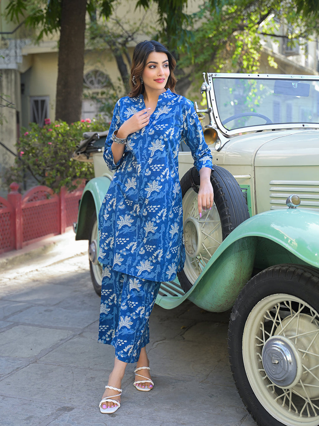 Noe Velarro Blue Floral Print Cotton Fabric Kurta with Pant