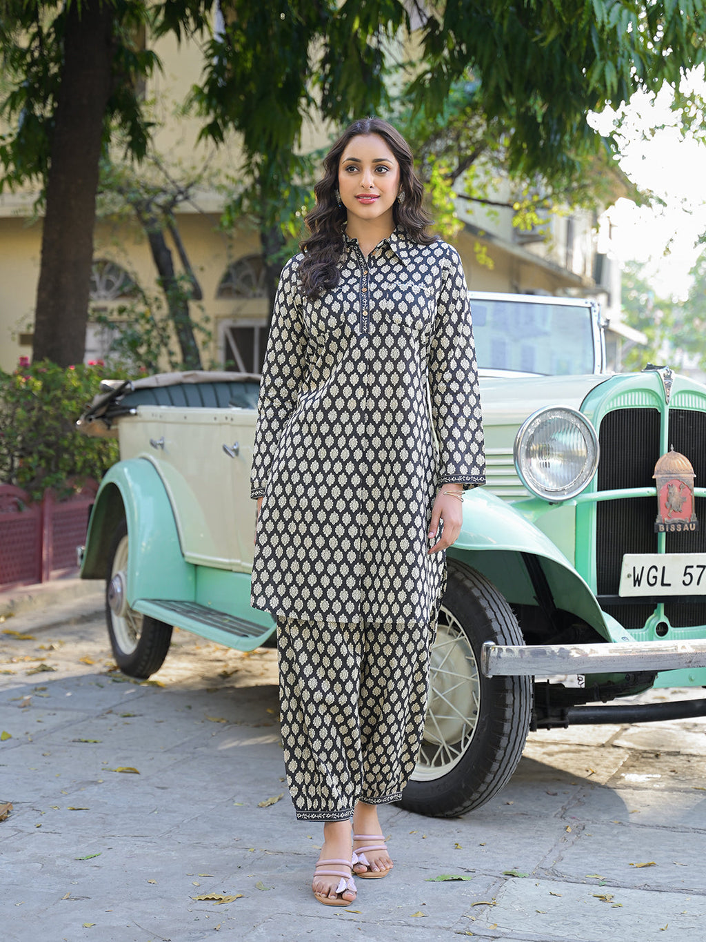 Noe Velarro Black Ethnic Printed Cotton Fabric Shirt Kurta With Trouser