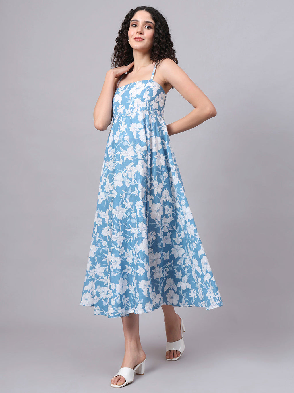 Noe Velarro Blue Floral Shoulder Straps Cotton Dress