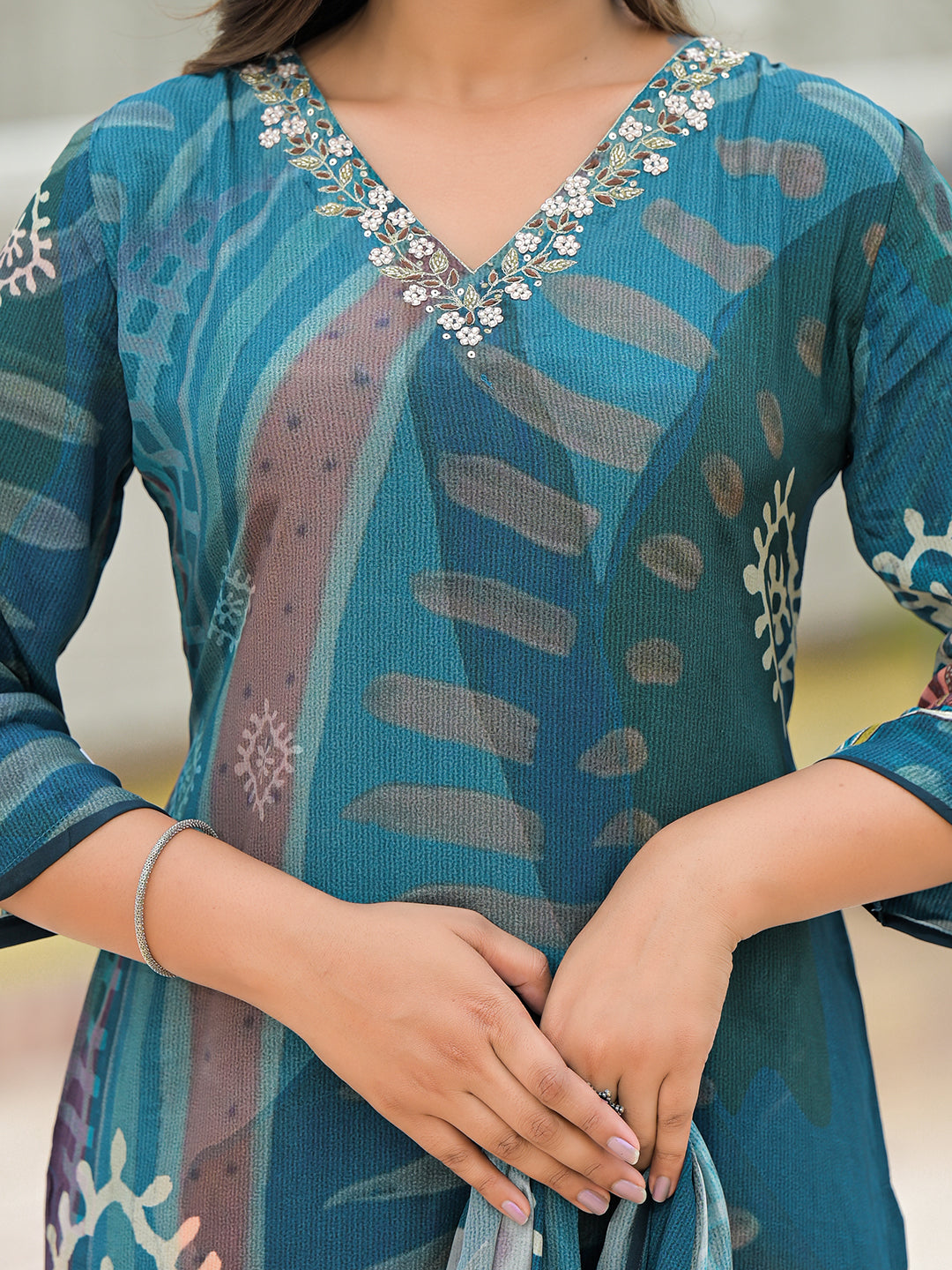 Noe Velarro Blue Pure Crepe Digital Print Kurta Pant Set With Dupatta