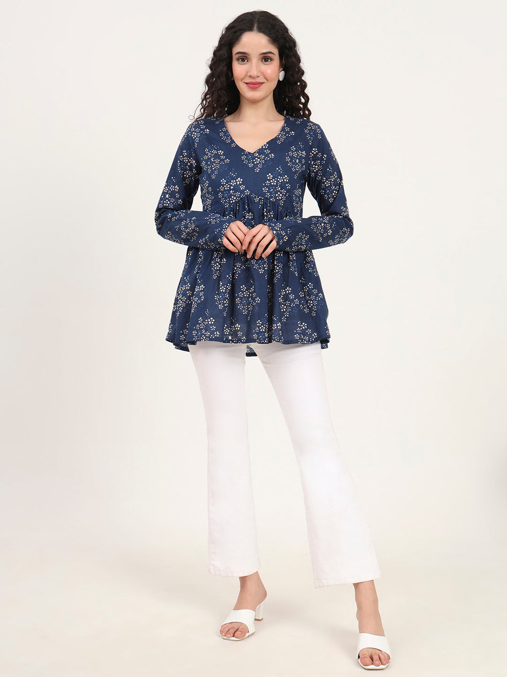 Noe Velarro Blue Floral Printed V Neck Cotton Top