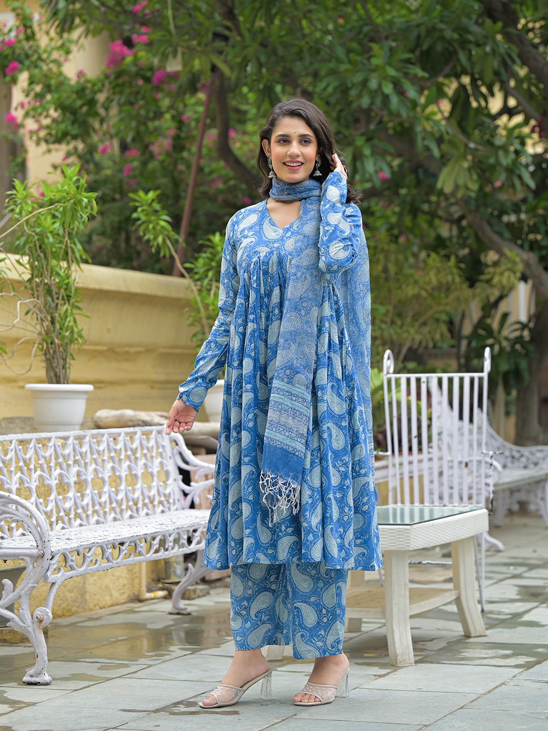 Noe Velarro Blue Cotton Paisley Printed Kurta Pant Set With Dupatta