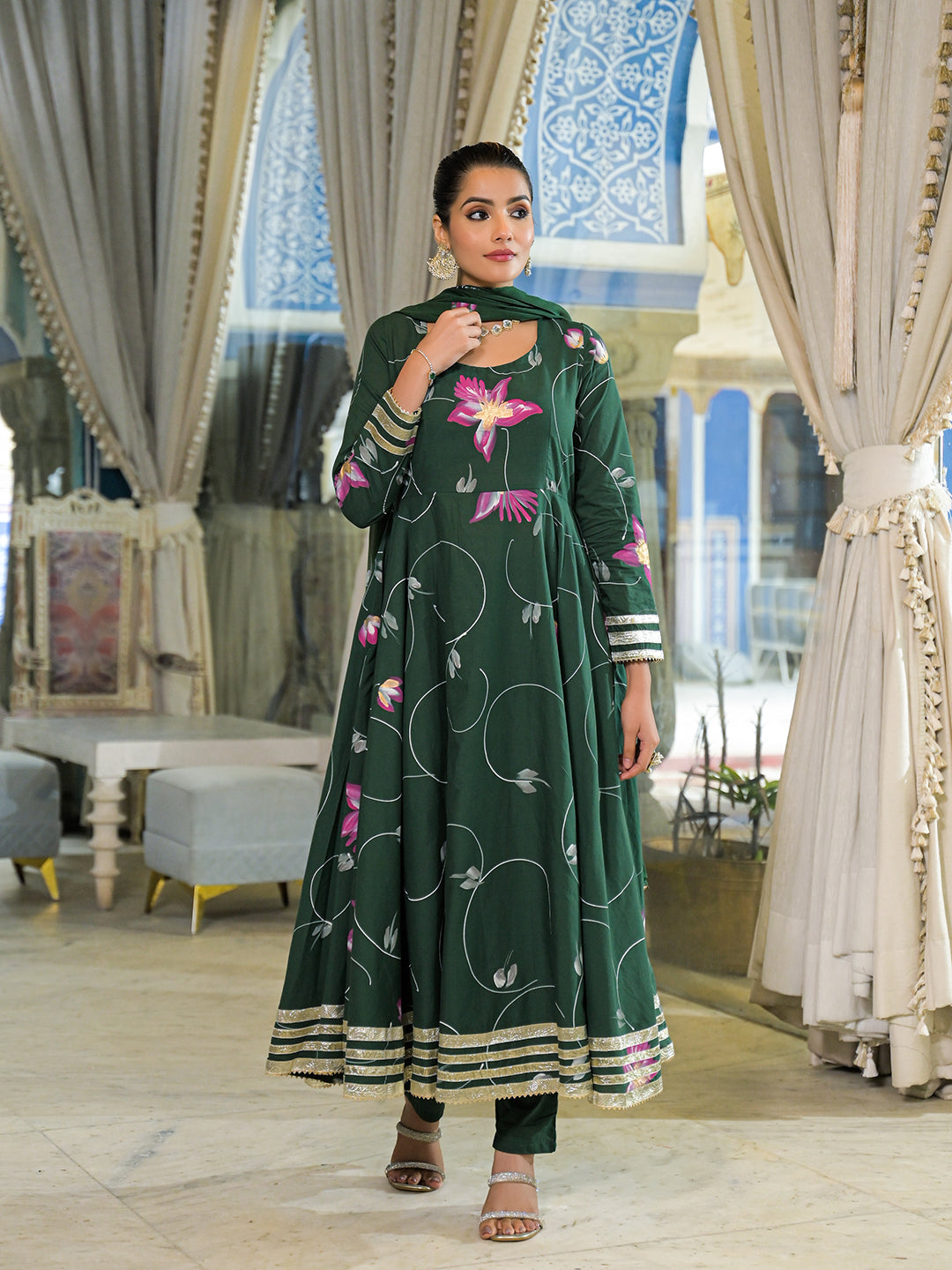 Noe Velarro Dark Green Hand Painted Cotton Anarkali Kurta Pant With Dupatta
