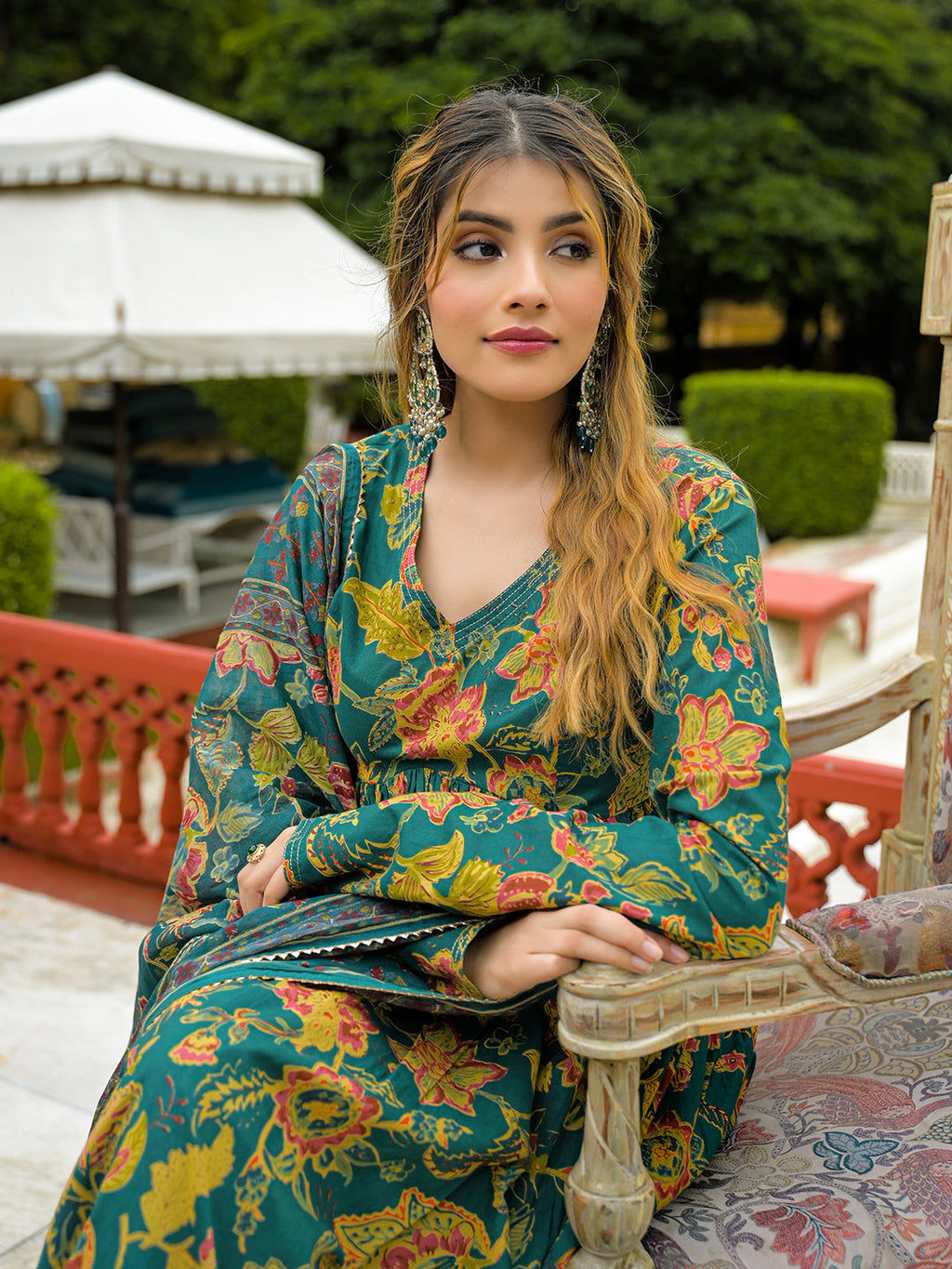 Noe Velarro Dark Green Cotton Straight Kurta Pant With Dupatta