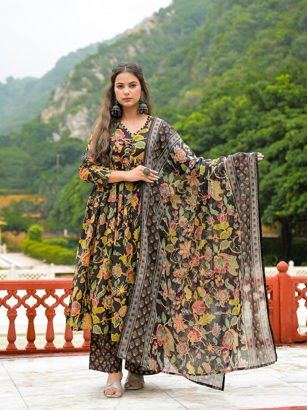 Noe Velarro Black Cotton Straight Kurta Pant With Dupatta