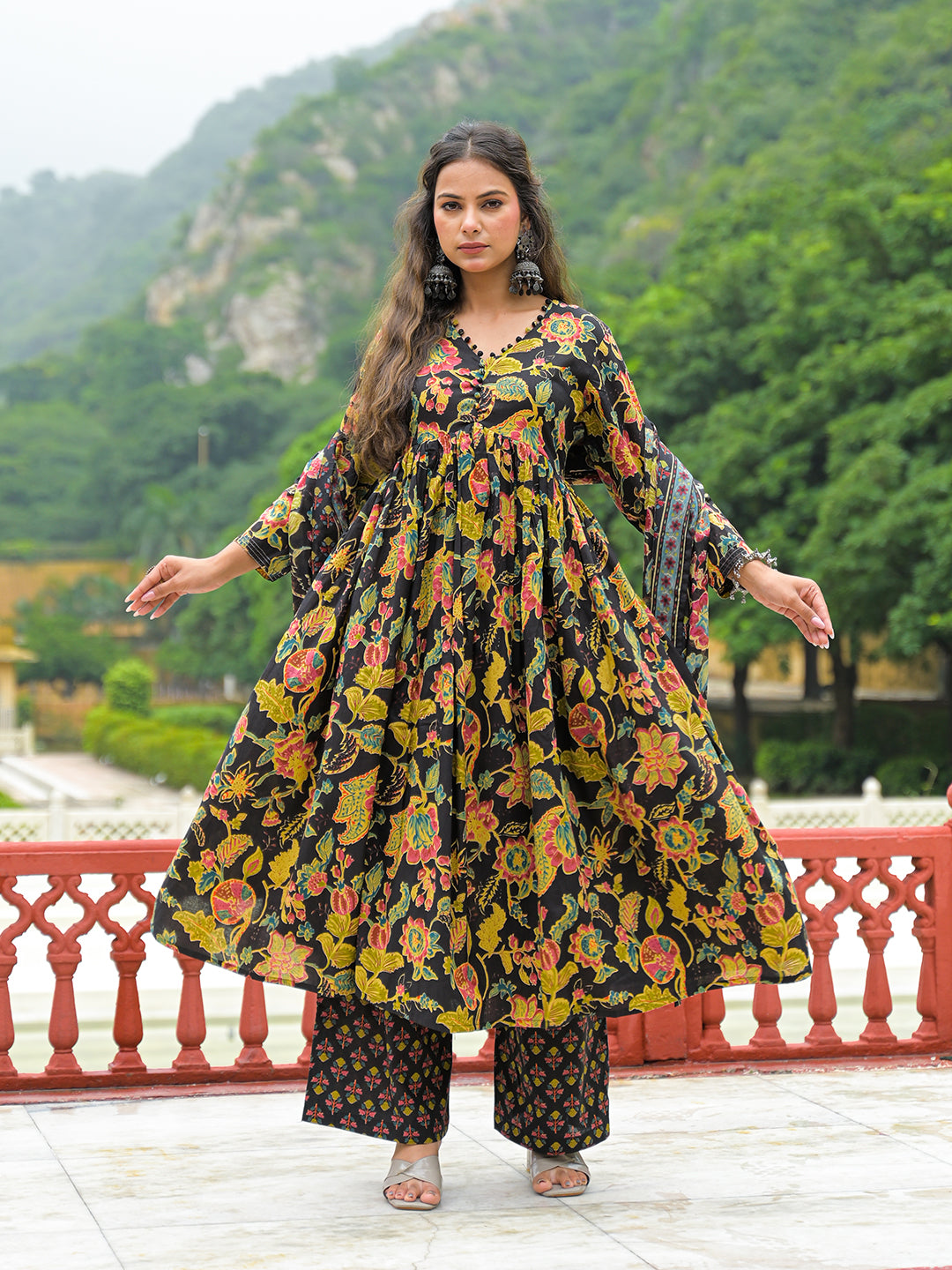 Noe Velarro Black Cotton Straight Kurta Pant With Dupatta