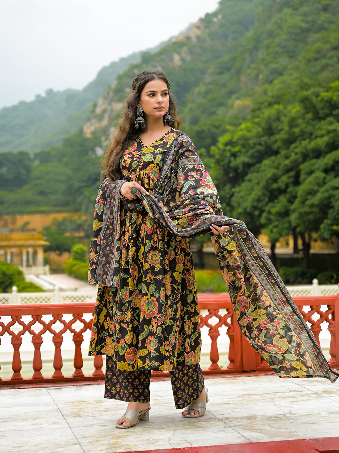 Noe Velarro Black Cotton Straight Kurta Pant With Dupatta