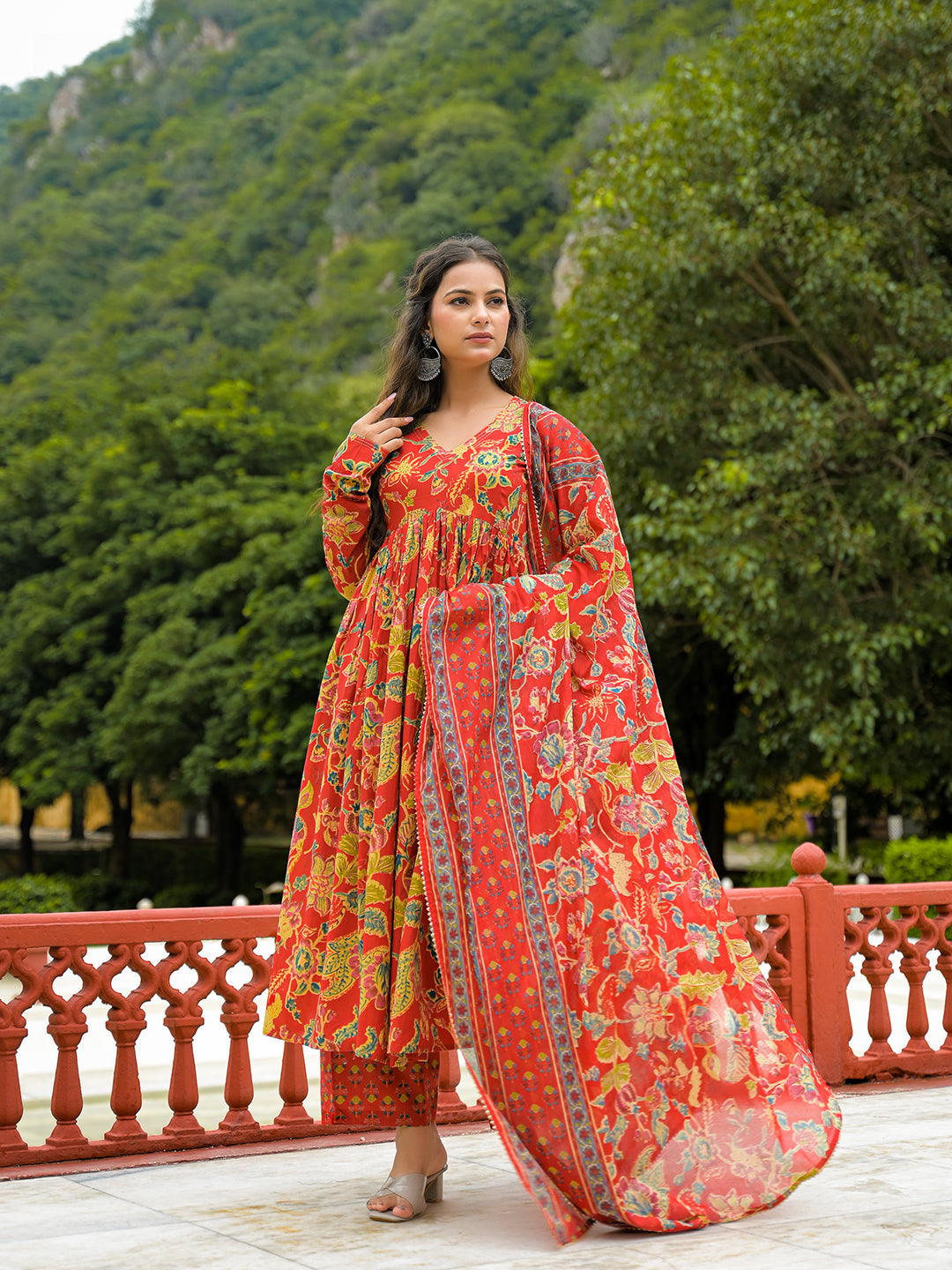 Noe Velarro Red Cotton Straight Kurta Pant With Dupatta