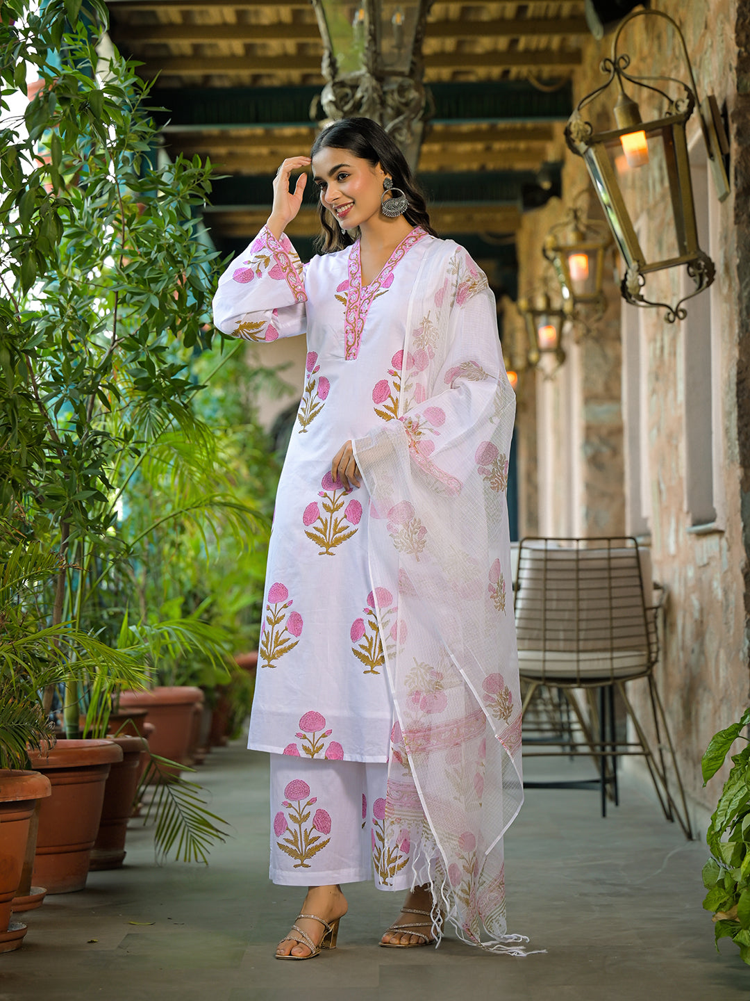 Noe Velarro White Hand Block Print Cotton Kurta Sets With Dupatta