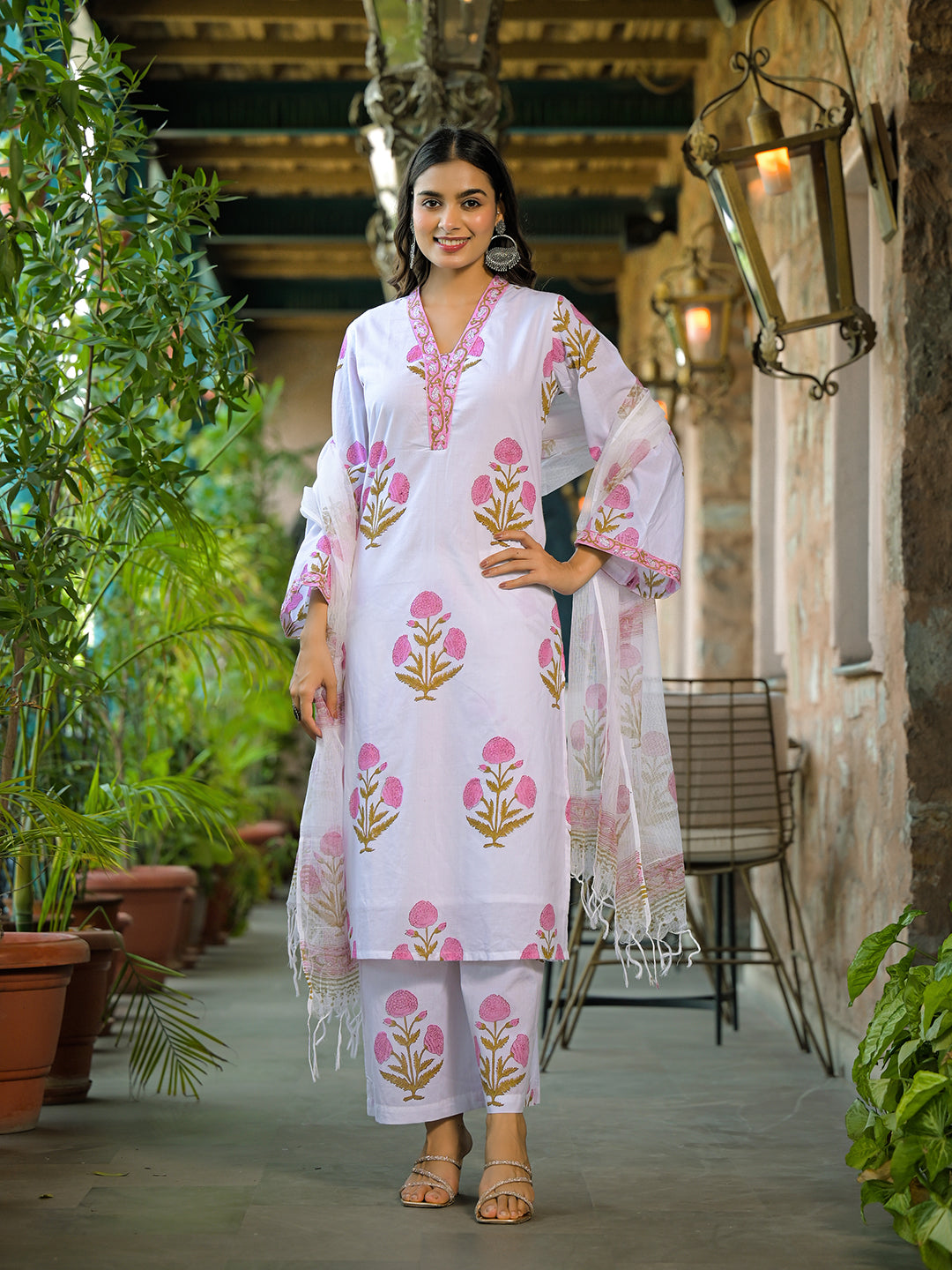 Noe Velarro White Hand Block Print Cotton Kurta Sets With Dupatta