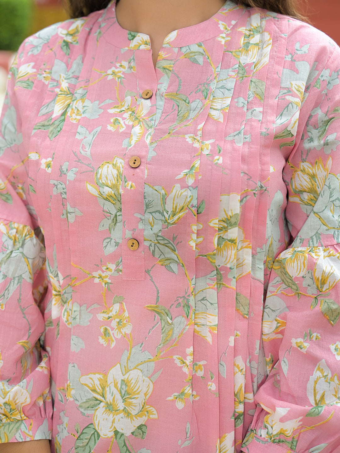 Noe Velarro Pink Floral Print Cotton Night suits Set