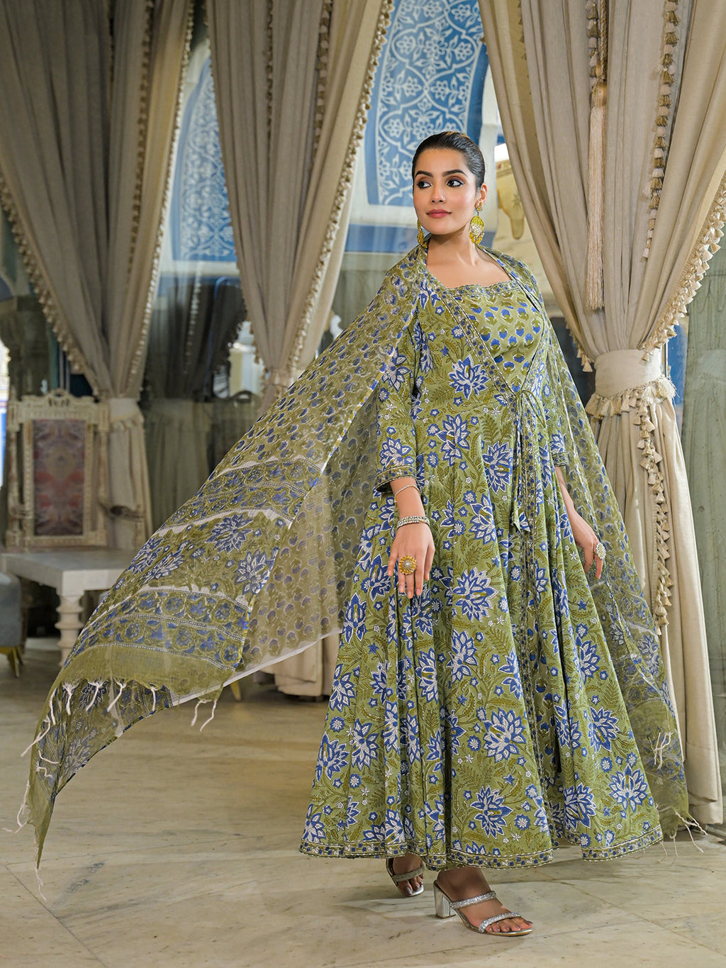 Noe Velarro Green Hand Block Cotton Anarkali Kurta Pant With Dupatta & Jecket