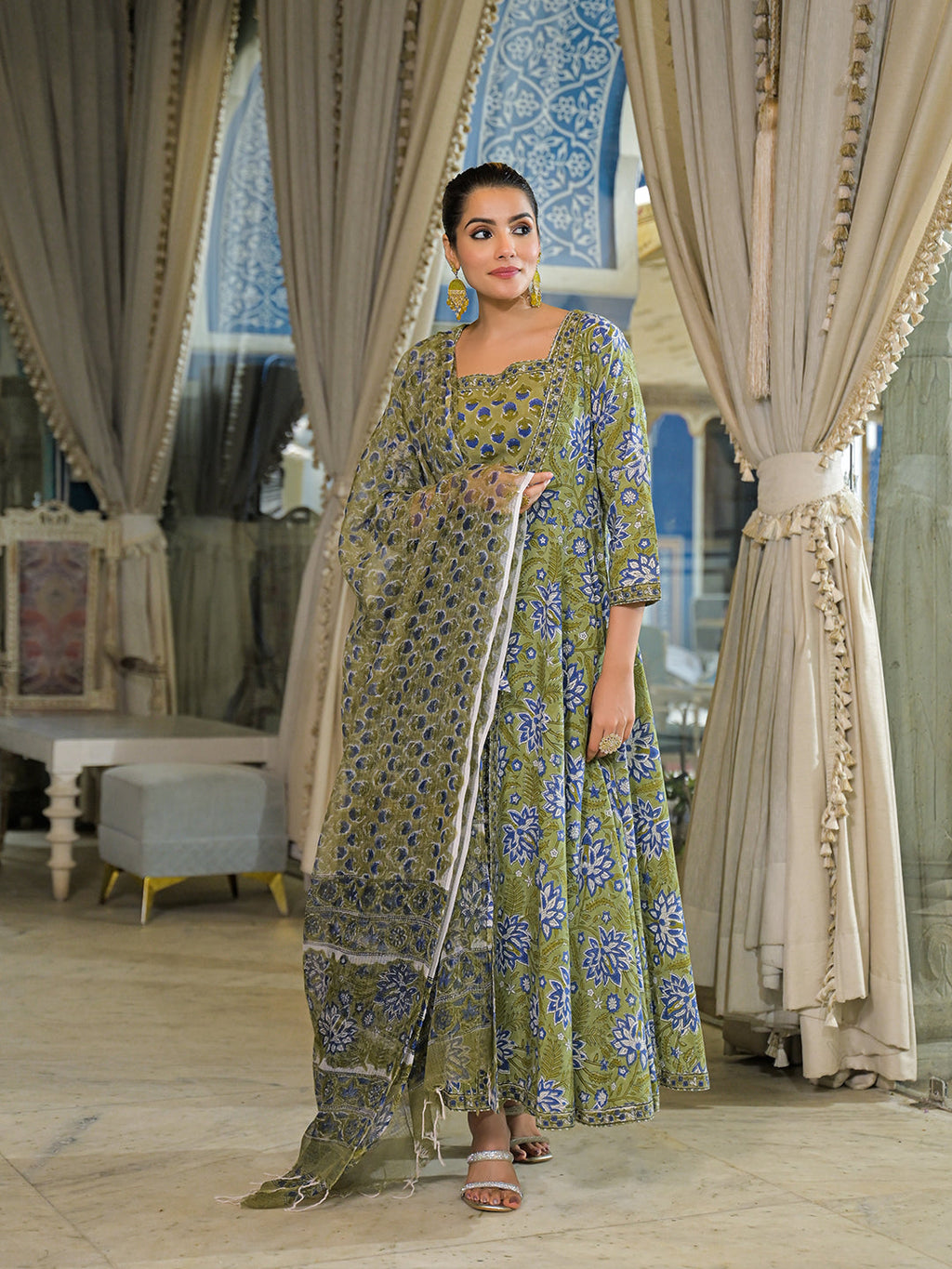 Noe Velarro Green Hand Block Cotton Anarkali Kurta Pant With Dupatta & Jecket