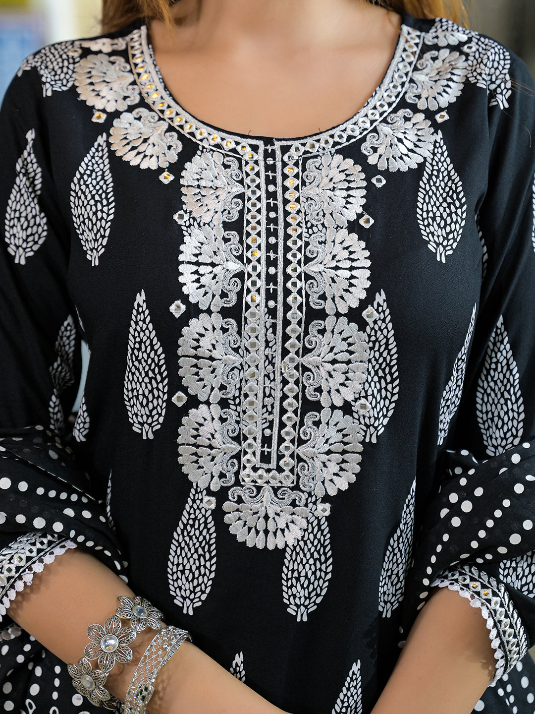 Noe Velarro Black Embroidered Rayon Straight Kurta Pant Set With Dupatta