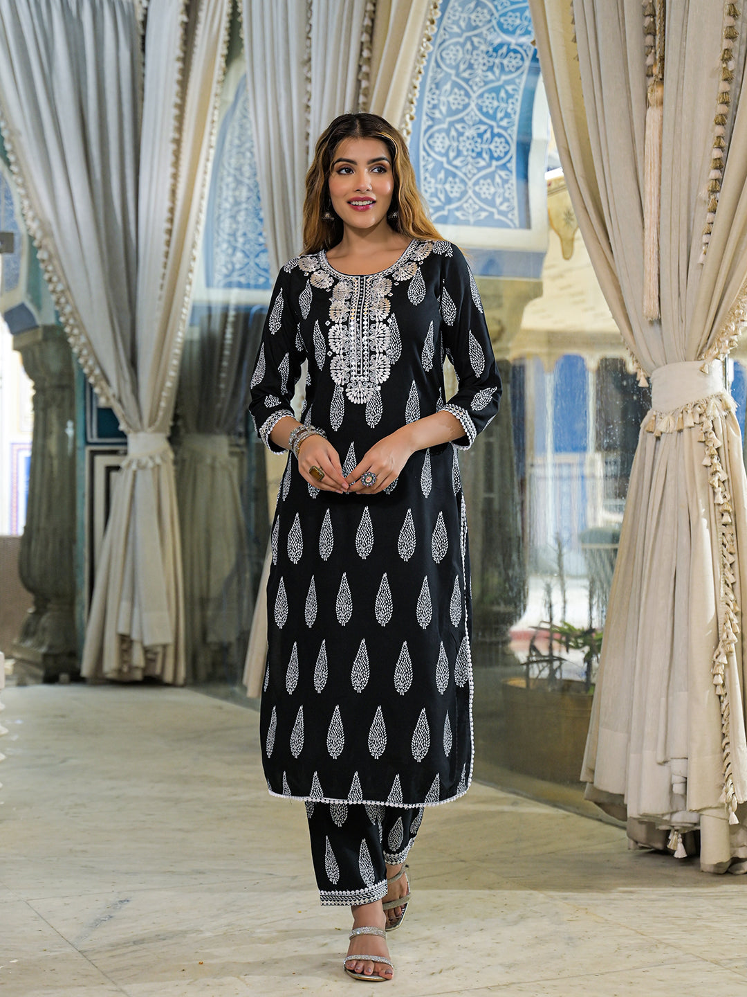 Noe Velarro Black Embroidered Rayon Straight Kurta Pant Set With Dupatta