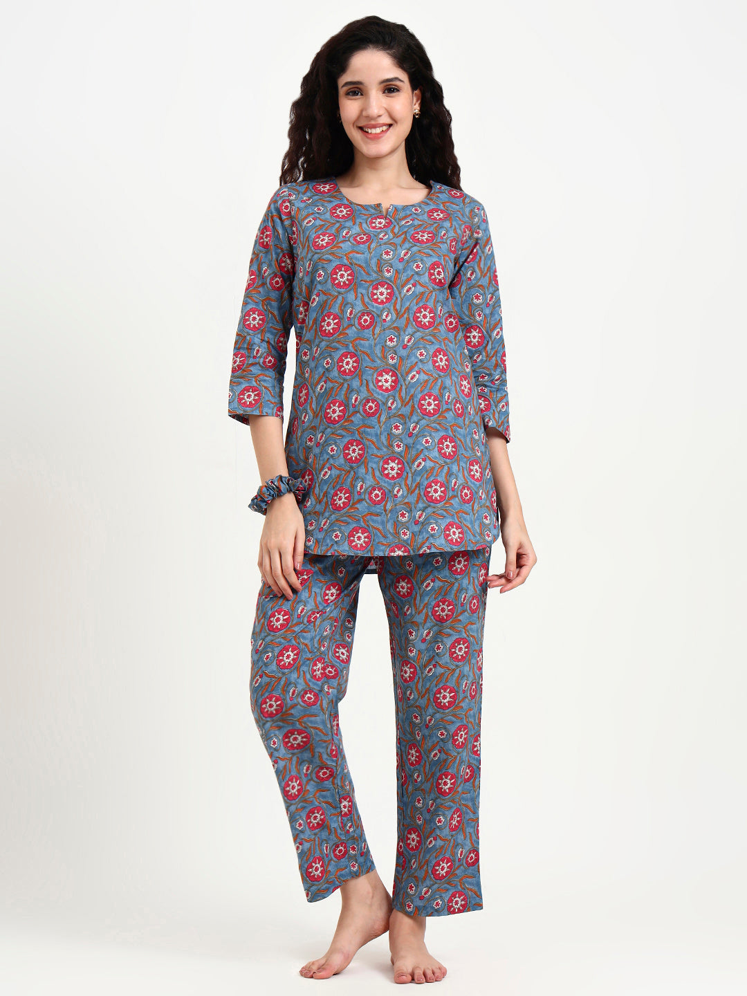 Noe Velarro Blue Floral Print Cotton Night Suit