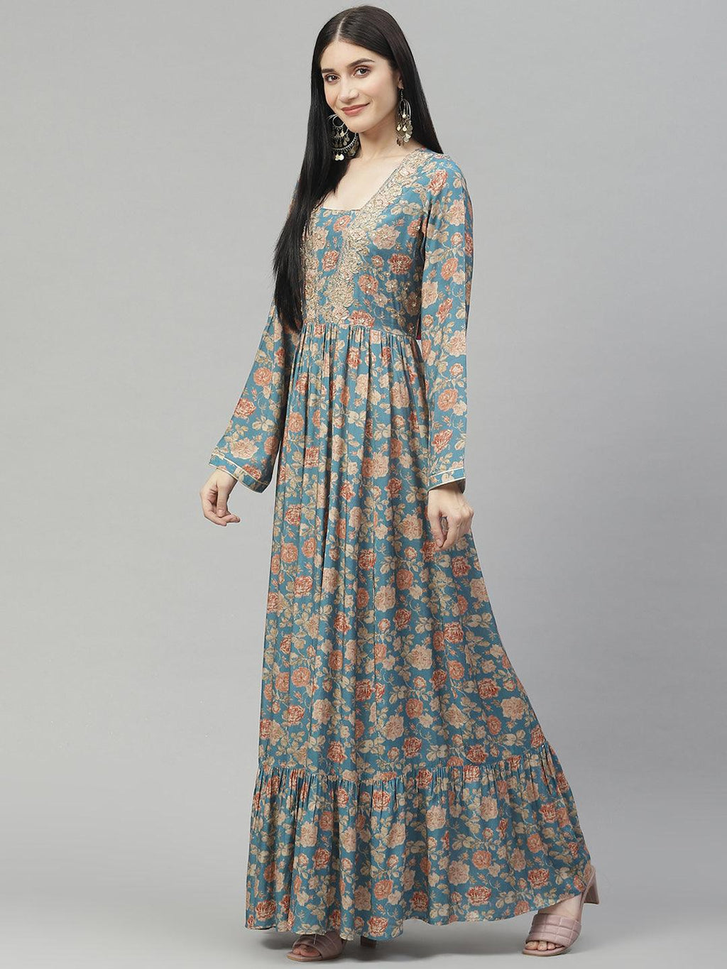 Divena green  Floral Printed Muslin Flared Gown - divenaworld.com